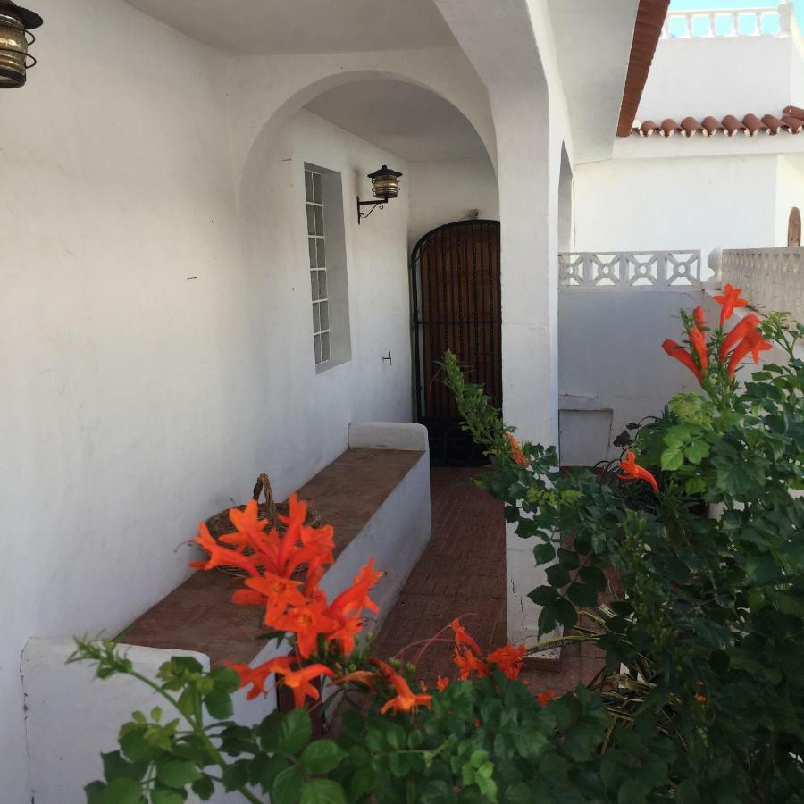 La Palmera1 Casa Al Primer Piso Con 2 Dormitorios - Two Bedroom House On The First Floor --- La Palmera 2 Casa En Planta Baja Con 1 Dormitorio, One Bedroom House On The Ground Floor 아게이크 외부 사진