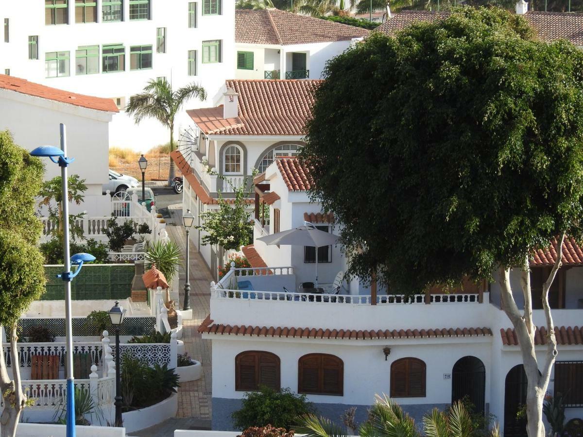 La Palmera1 Casa Al Primer Piso Con 2 Dormitorios - Two Bedroom House On The First Floor --- La Palmera 2 Casa En Planta Baja Con 1 Dormitorio, One Bedroom House On The Ground Floor 아게이크 외부 사진