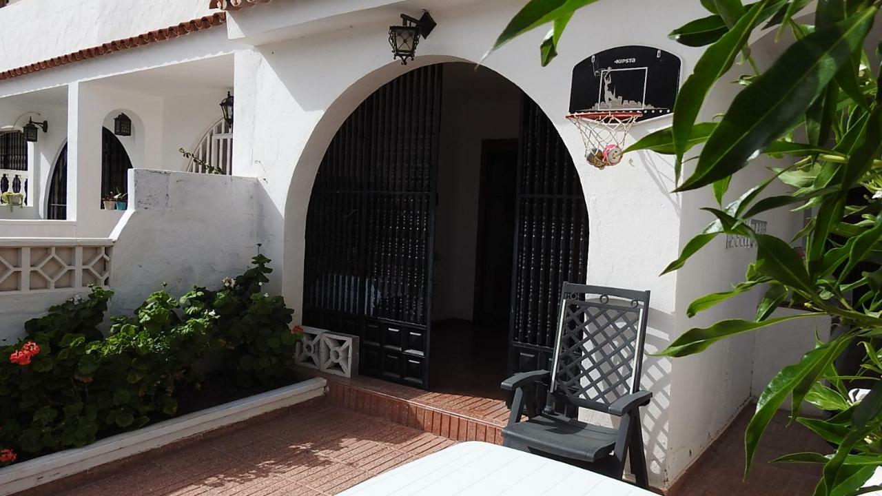 La Palmera1 Casa Al Primer Piso Con 2 Dormitorios - Two Bedroom House On The First Floor --- La Palmera 2 Casa En Planta Baja Con 1 Dormitorio, One Bedroom House On The Ground Floor 아게이크 외부 사진